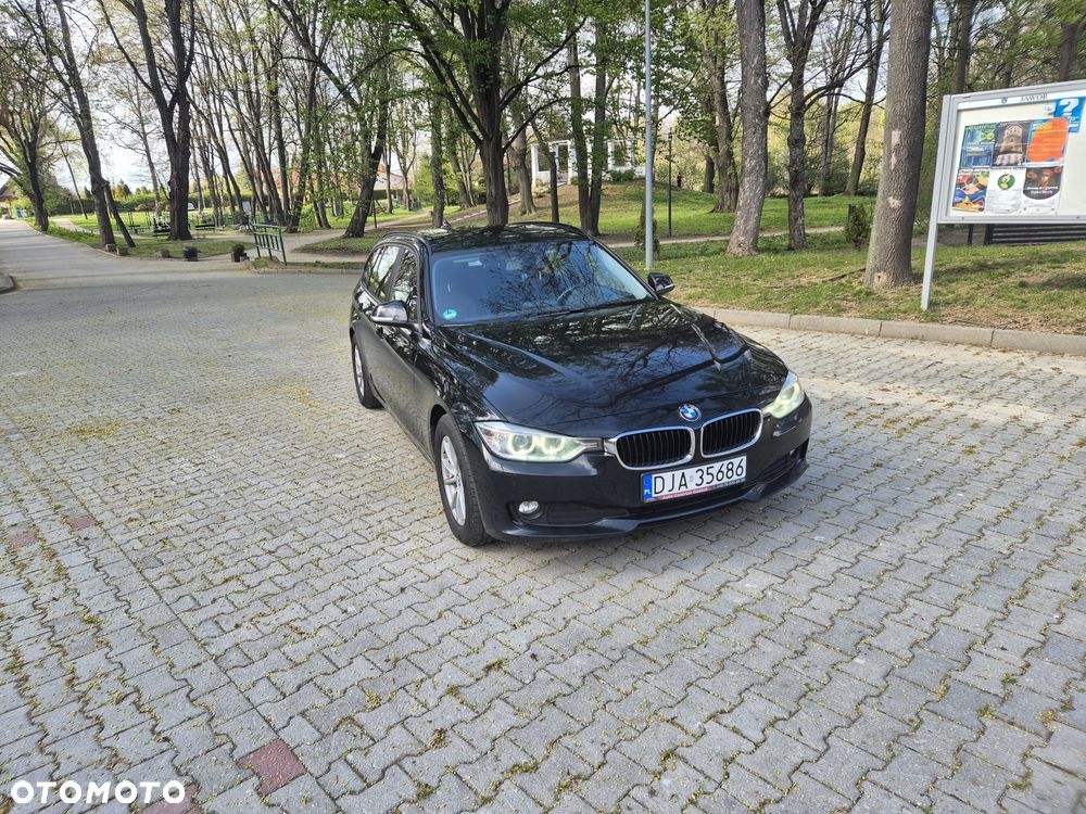 BMW Seria 3 320d - 13