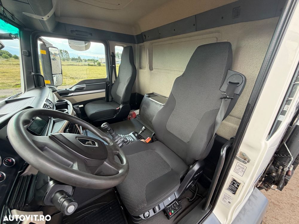MAN TGS 33.420 Cap tractor 6x6 (cardan), macara Hiab 10 tone - 13