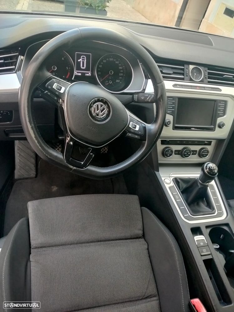 VW Passat Variant 1.6 TDI BlueMotion - 2
