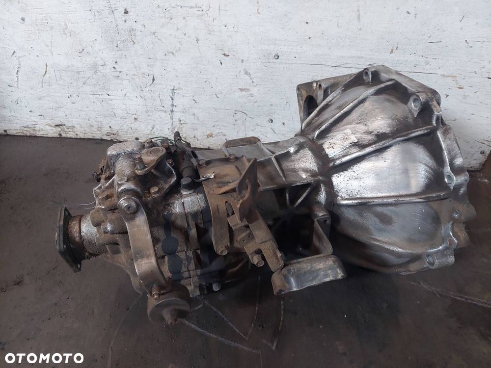 SKRZYNIA BIEGÓW KIA BONGO K2700 II 2.7 D MANUAL 5 BIEGÓW - 5