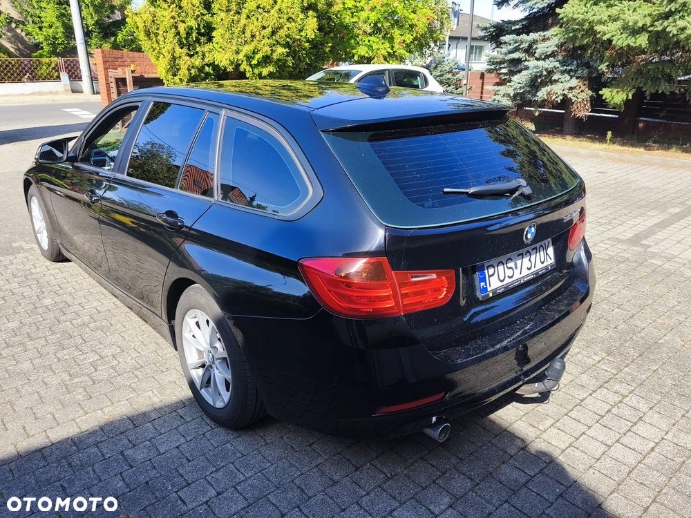 BMW Seria 3 320d - 5