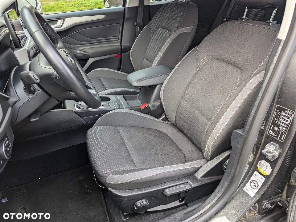 Ford Focus 1.5 EcoBlue Start-Stopp-System TITANIUM - 23