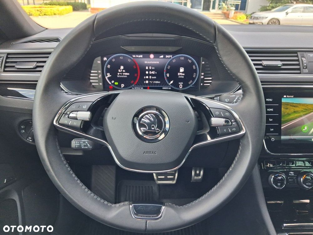 Skoda Superb 2.0 TDI SCR L&K DSG - 11