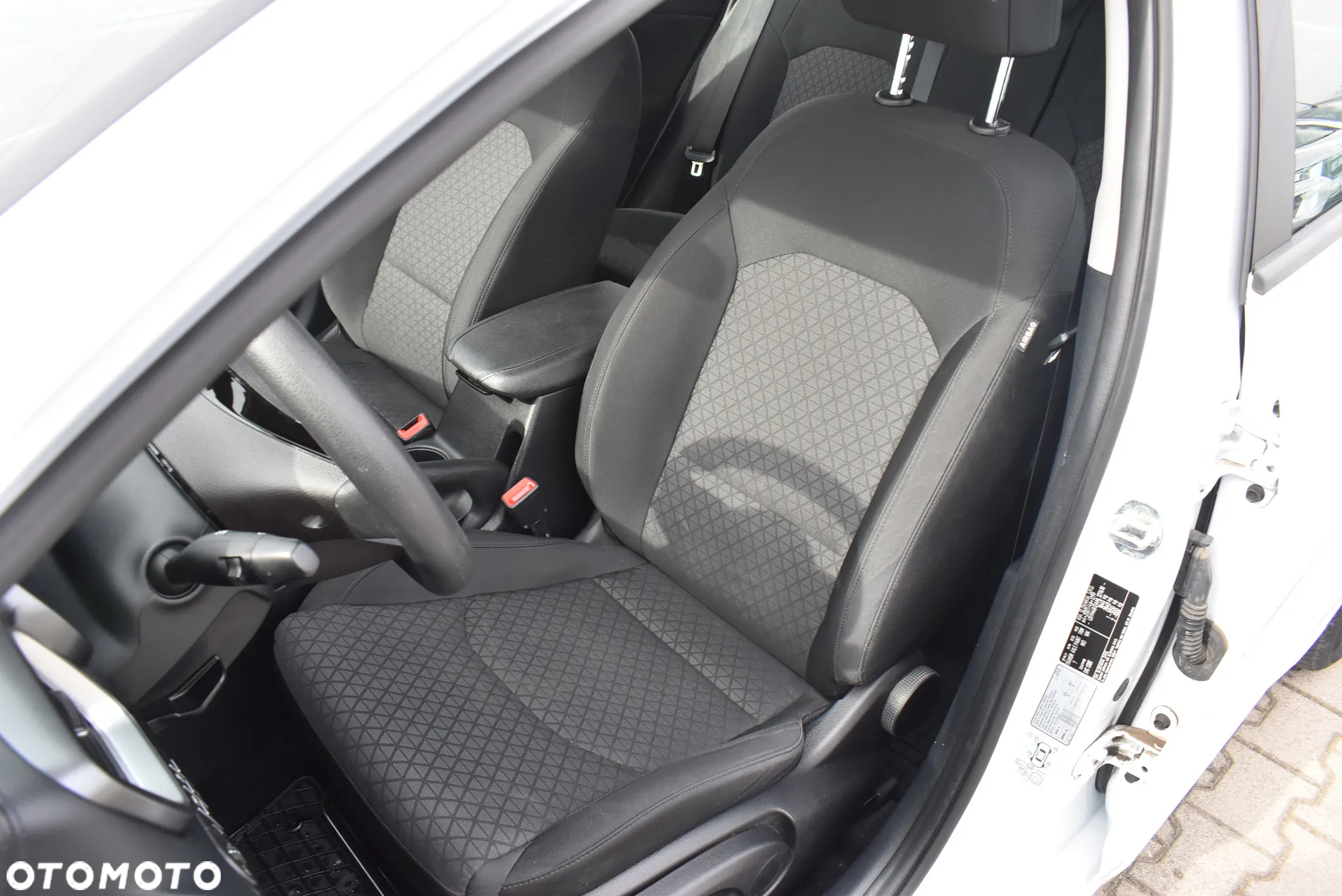 Kia Ceed 1.0 T-GDI S - 12