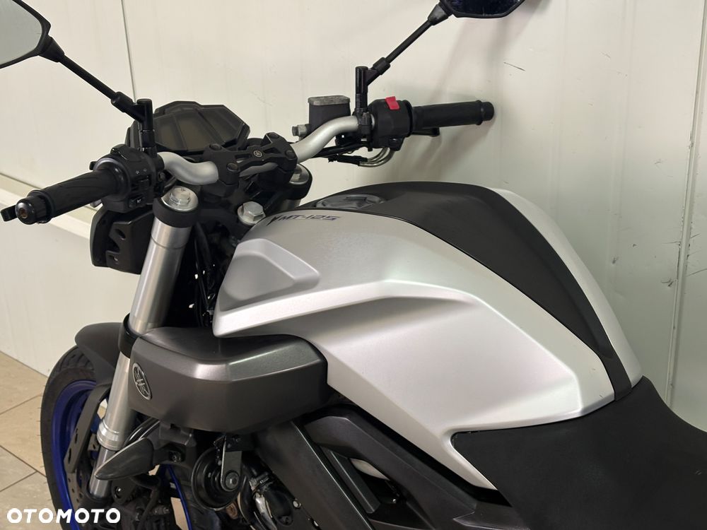Yamaha MT - 11