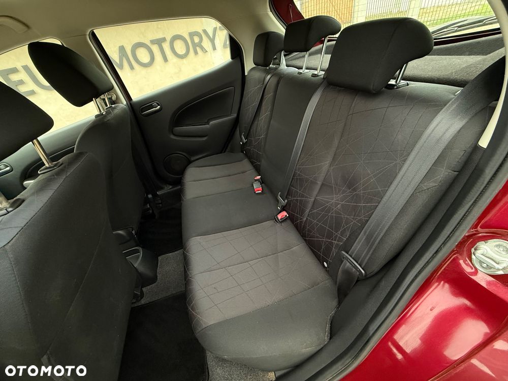 Mazda 2 - 8