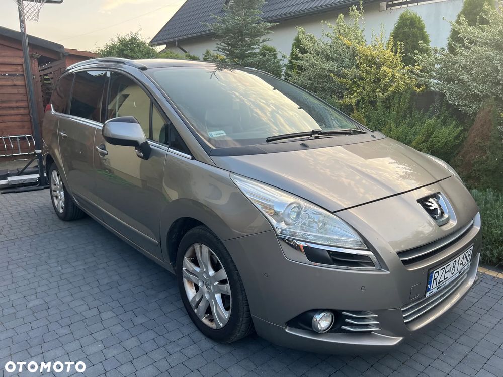 Peugeot 5008 - 1