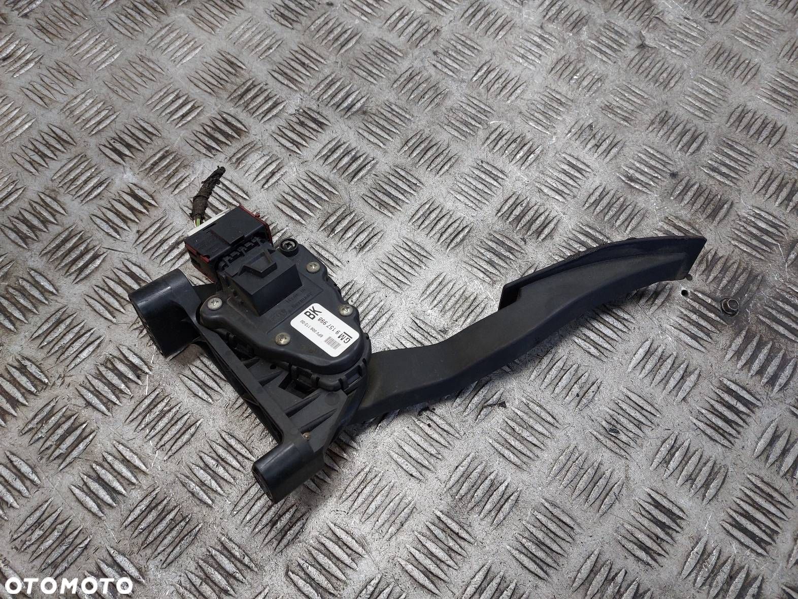 PEDAŁ GAZU POTENCJOMETR OPEL ASTRA H 1.9 CDTI 9157998BK - 1