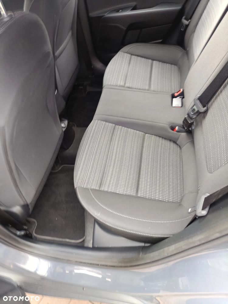 Kia Stonic - 13