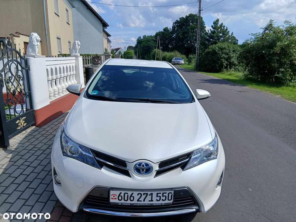 Toyota Auris 1.8 HSD Prestige - 2