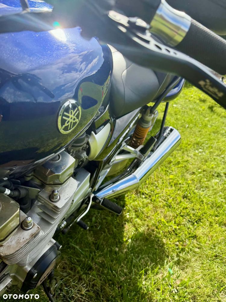 Yamaha XJR - 7