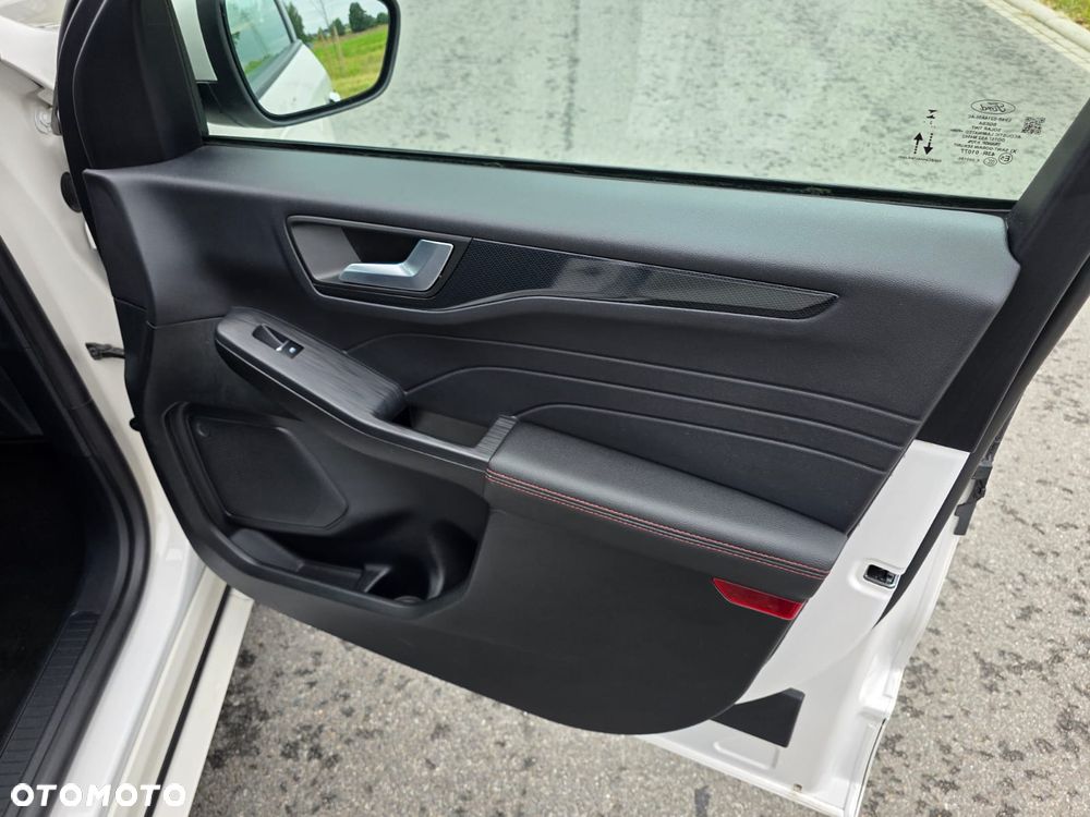 Ford Kuga 2.5 Duratec FHEV ST-LINE - 11