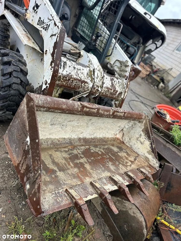 Bobcat Miniładowarka BOBCAT S130 4x4 - 8