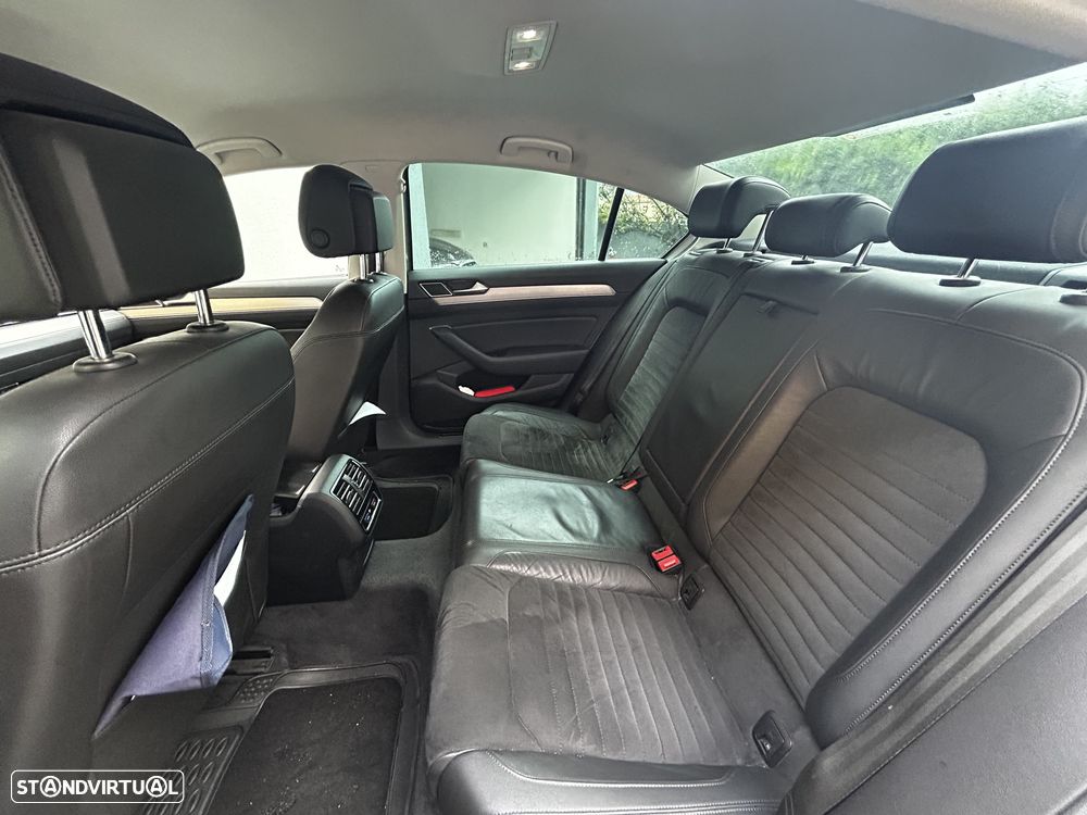 VW Passat 2.0 TDI Highline DSG - 9