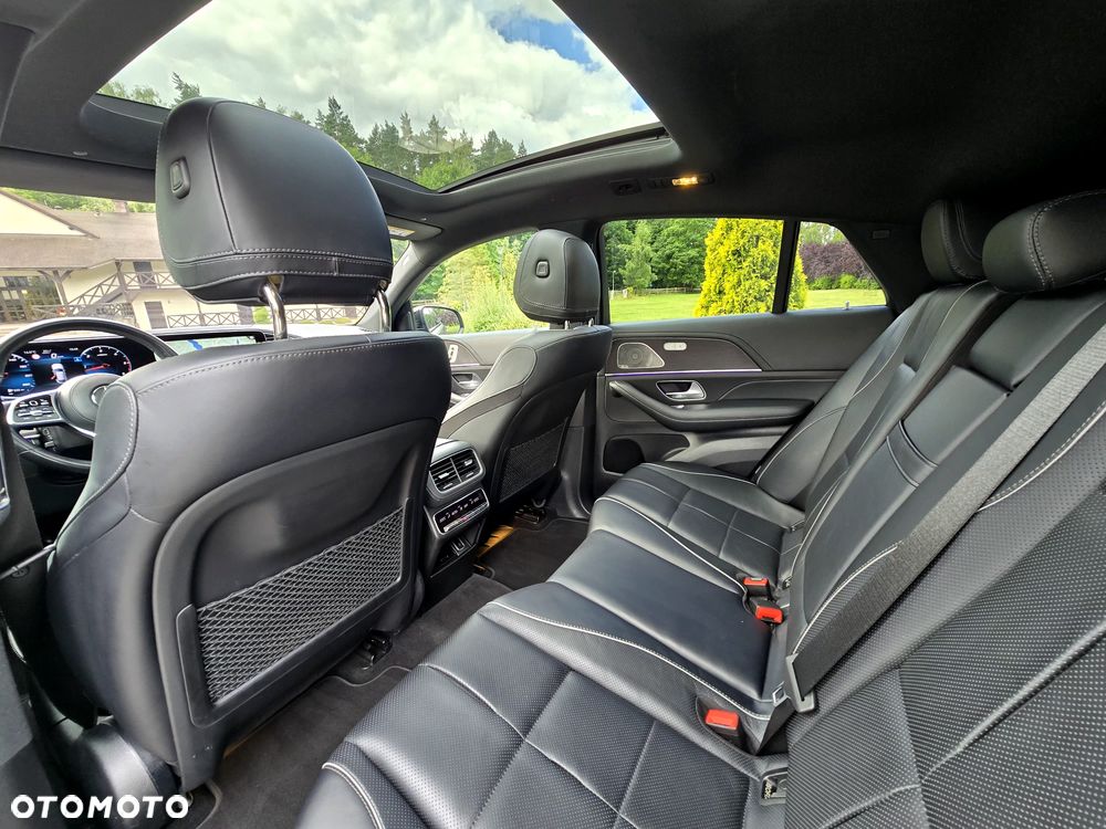 Mercedes-Benz GLE - 32