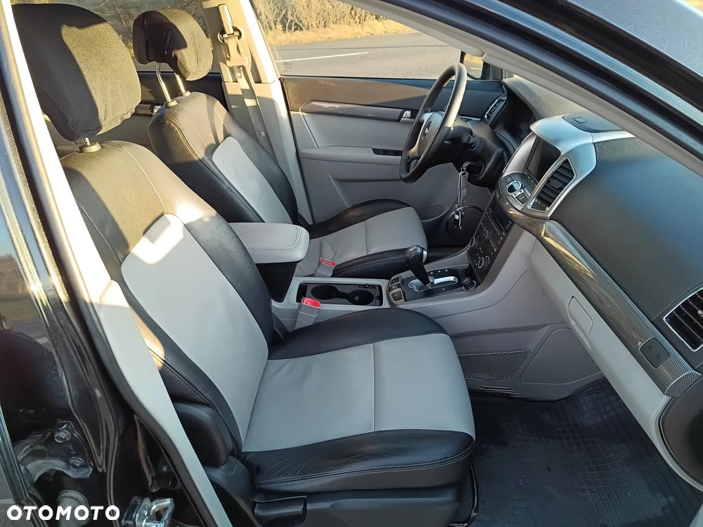 Chevrolet Captiva 2.2 D LTZ - 15