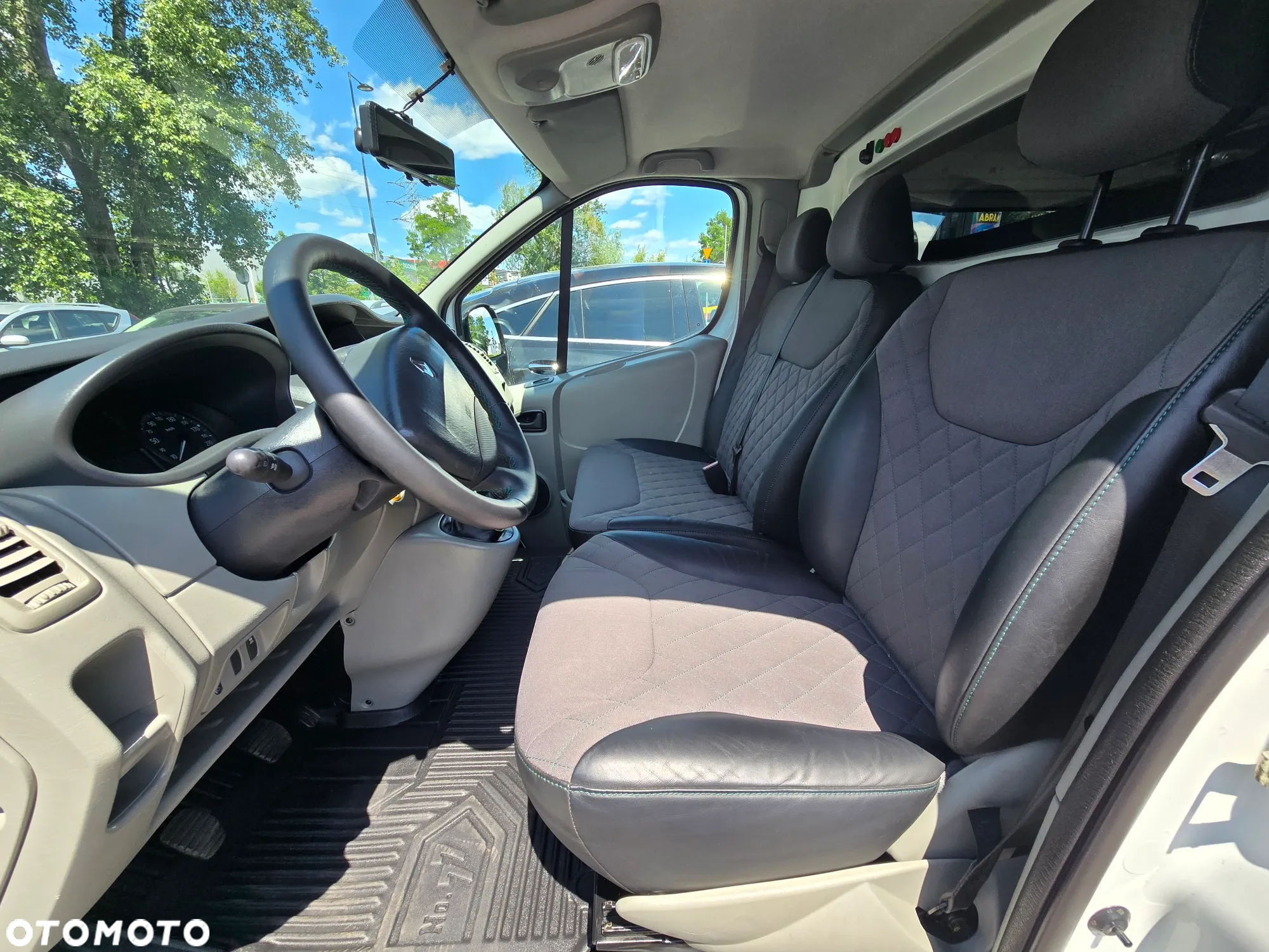 Renault TRAFIC - 14