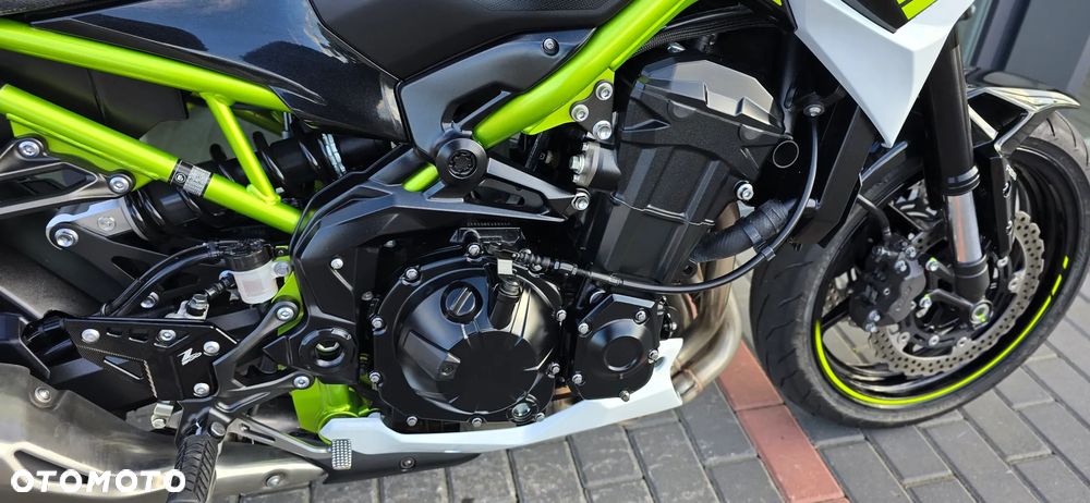Kawasaki Z 900 - 21