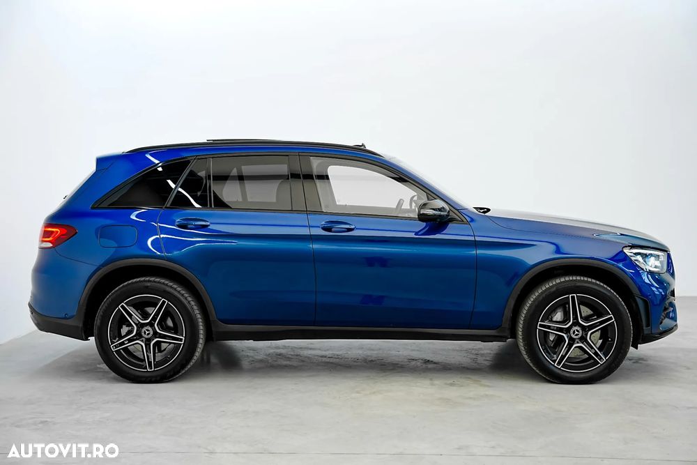 Mercedes-Benz GLC 300 d 4MATIC 9G-TRONIC AMG Line Plus - 14