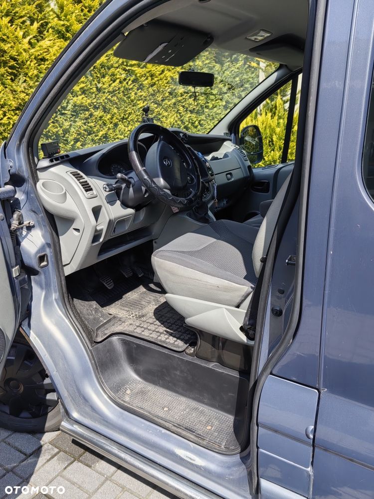 Opel Vivaro - 4