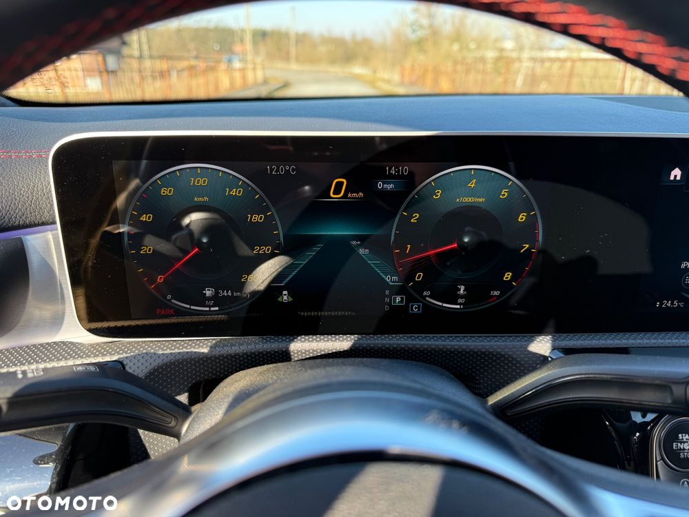 Mercedes-Benz CLA - 26