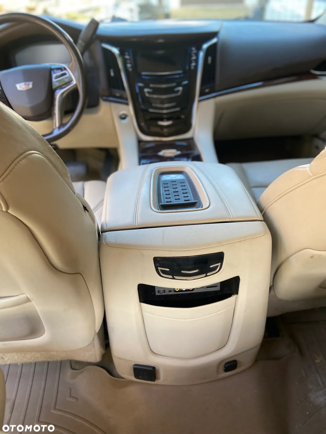 Cadillac Escalade 6.2 V8 Platinum - 12
