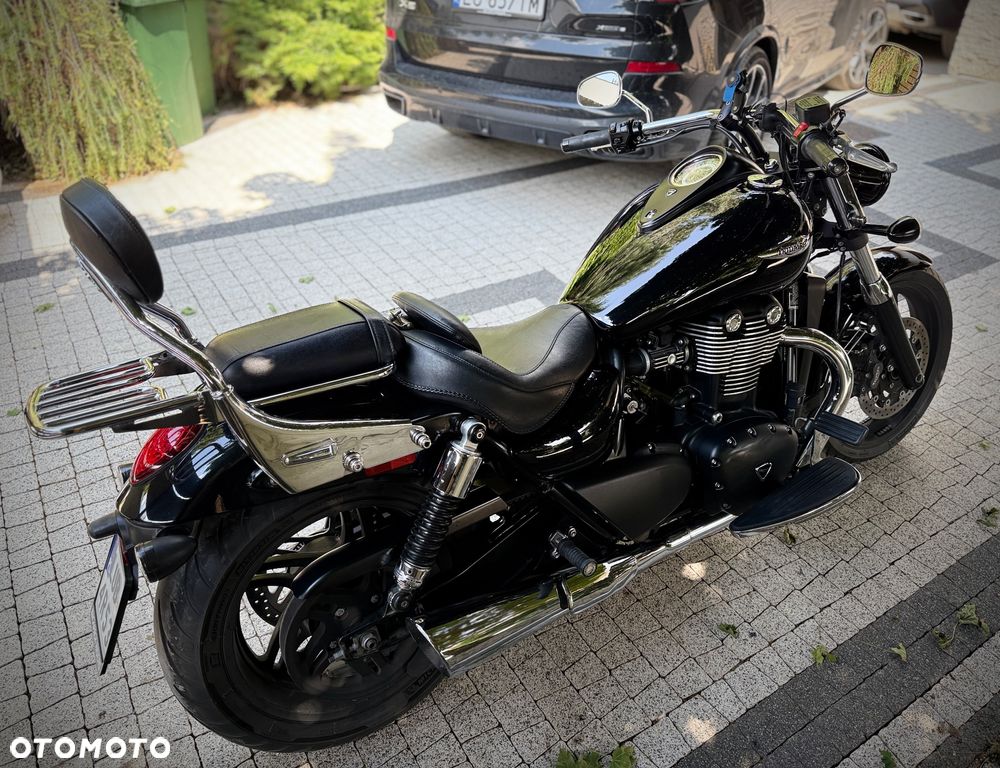 Triumph Thunderbird - 5