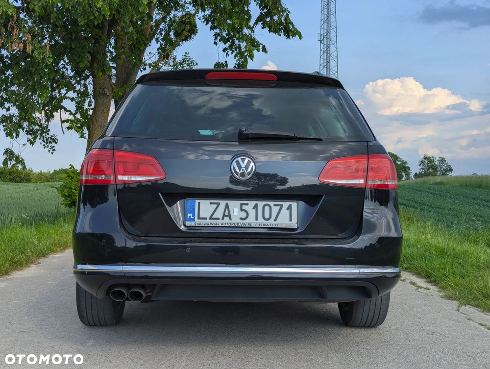 Volkswagen Passat 2.0 TDI DPF Highline - 5