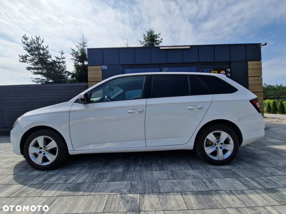 Skoda Fabia 1.2 TSI Active - 2