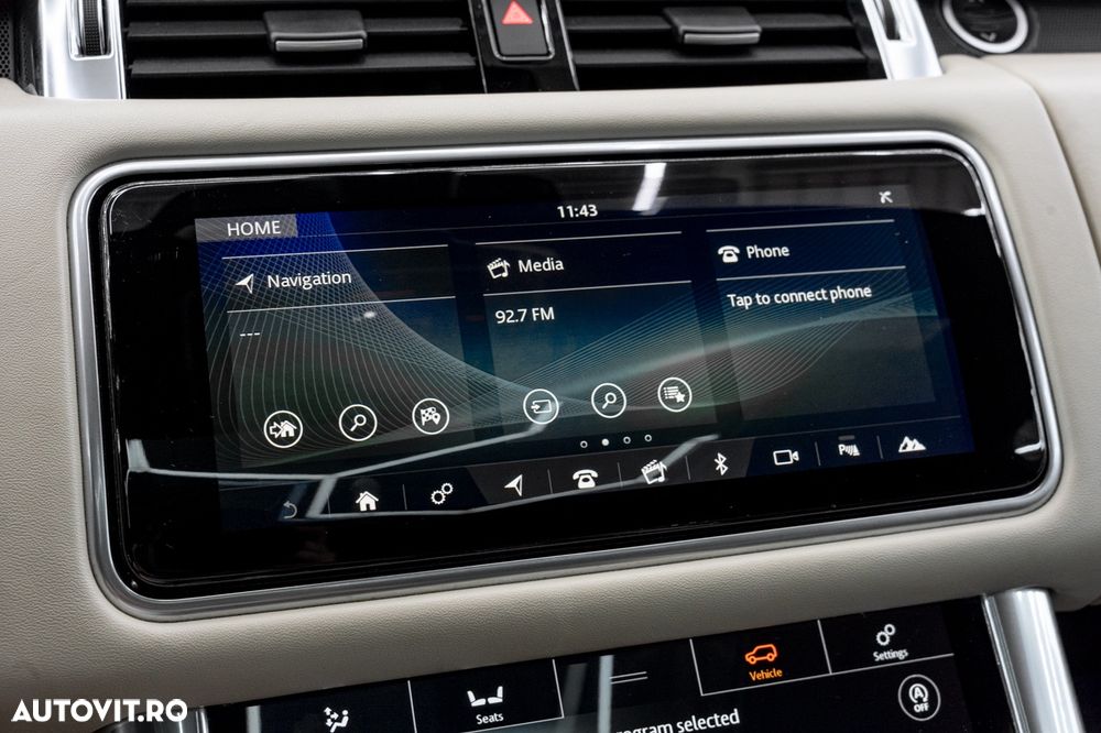 Land Rover Range Rover Sport 3.0 I S/C HST - 38