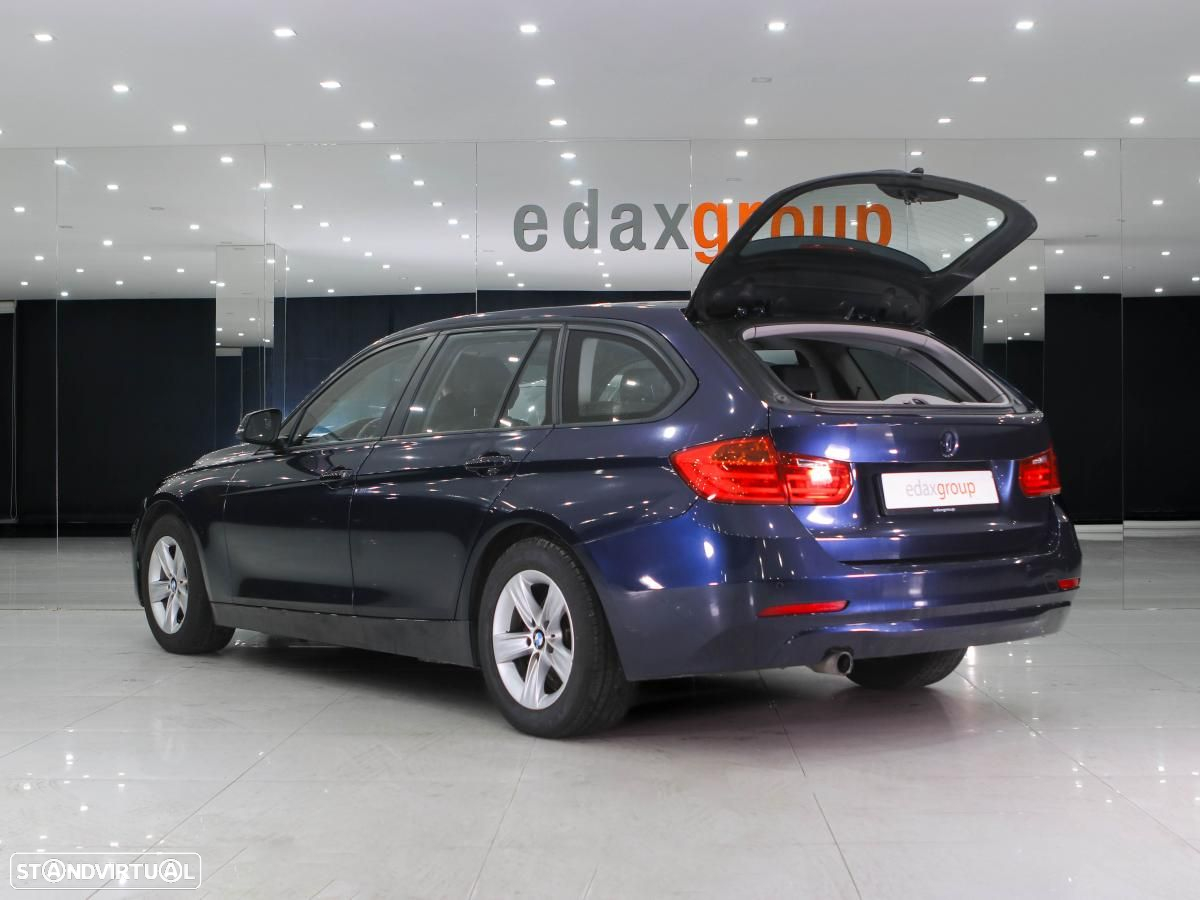 BMW 320 d Touring - 5