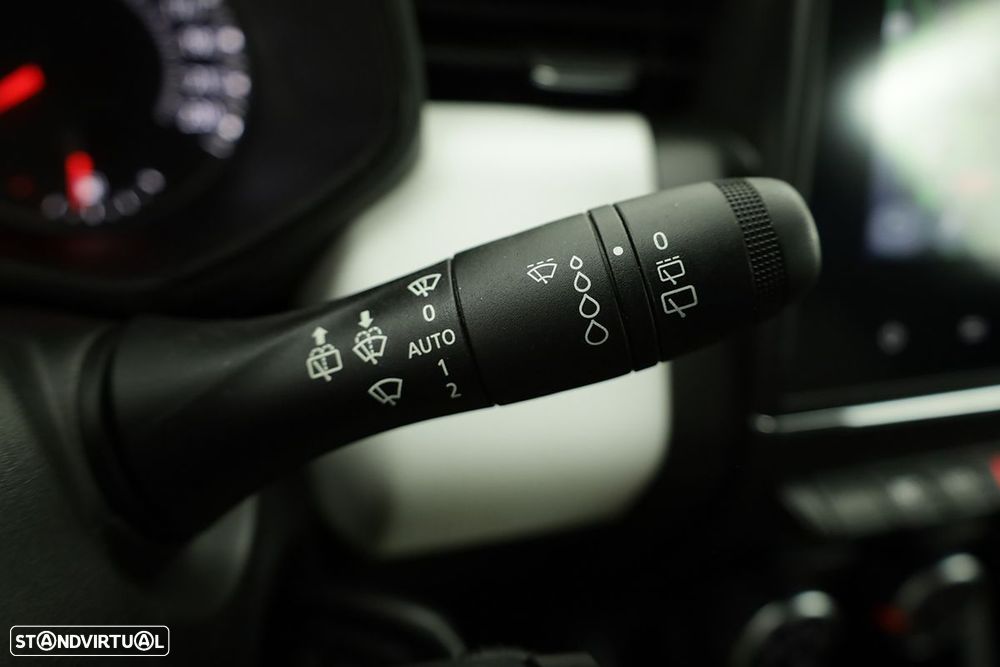 Renault Clio 1.0 TCe Limited - 18