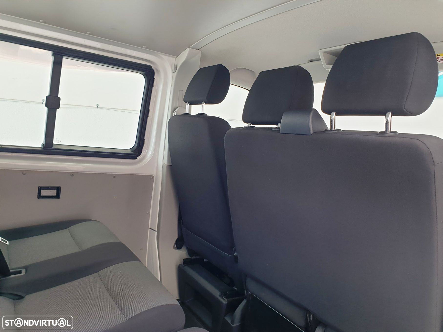 VW Transporter 2.0 TDI BM Extra AC - 23