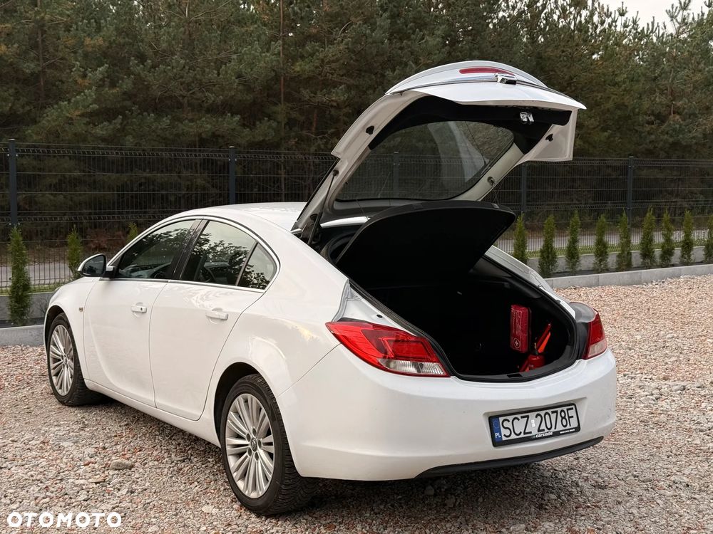 Opel Insignia - 23