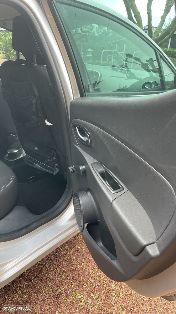 Renault Clio 1.5 dCi Limited - 17