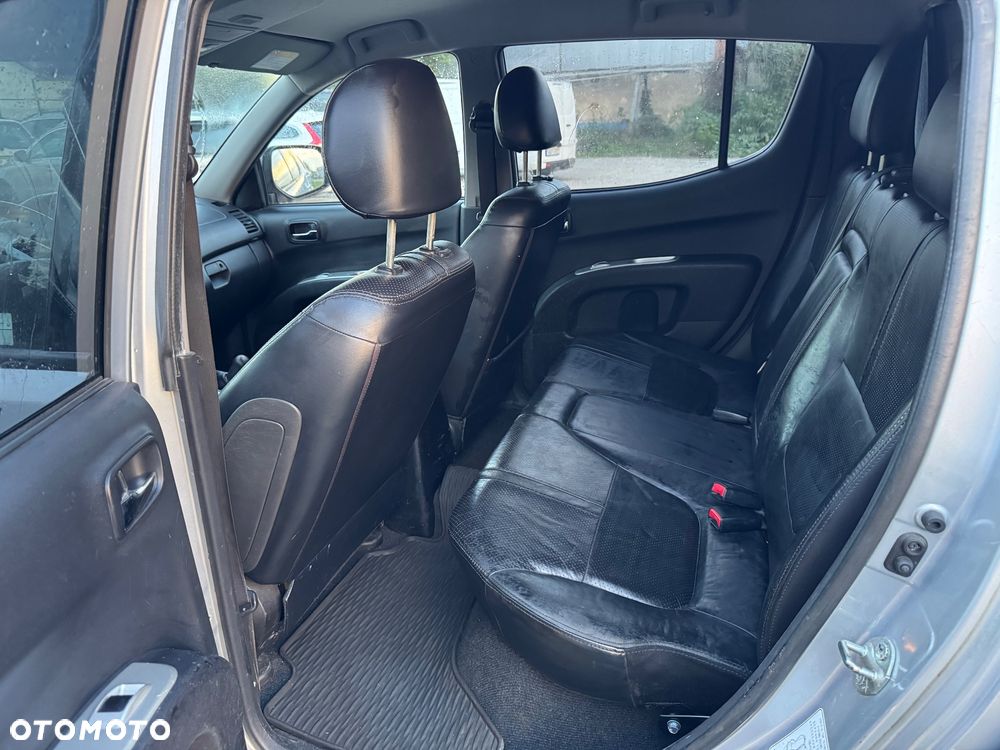 Mitsubishi L200 - 7