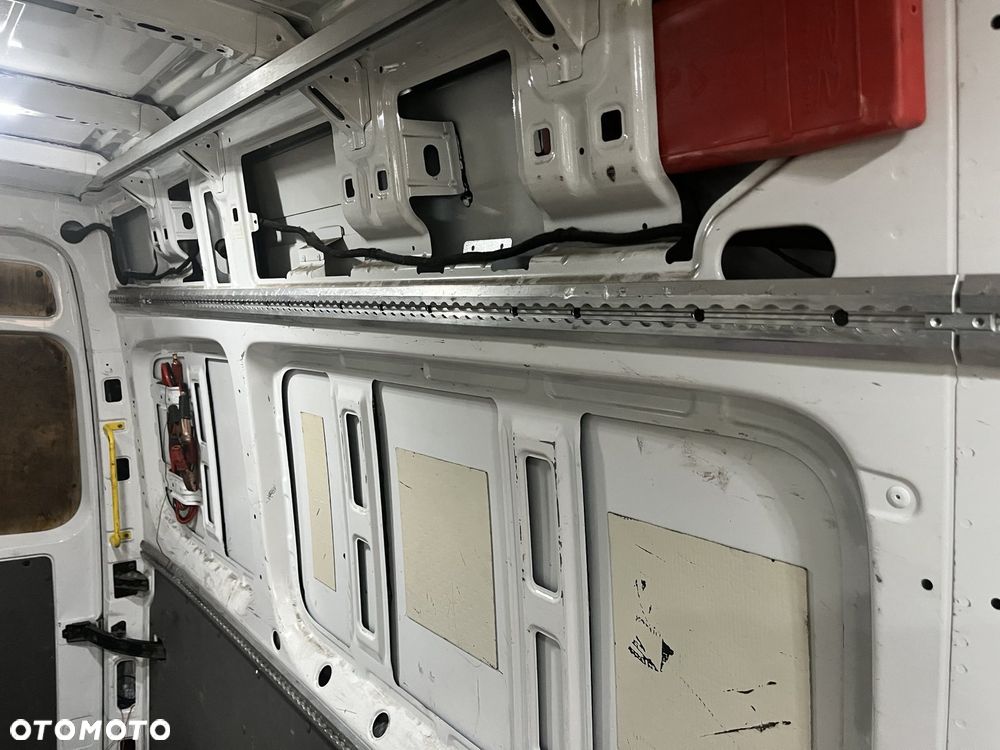Volkswagen Crafter L3H2 TDI-140KM - 6