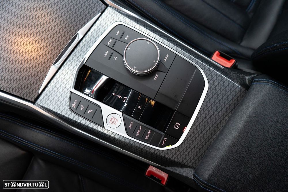 BMW M340 d xDrive Pack Desportivo M Pro Auto - 34