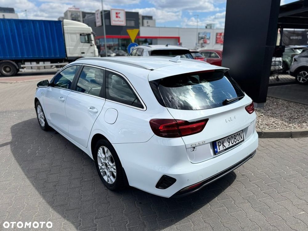 Kia Ceed 1.5 T-GDI M - 3