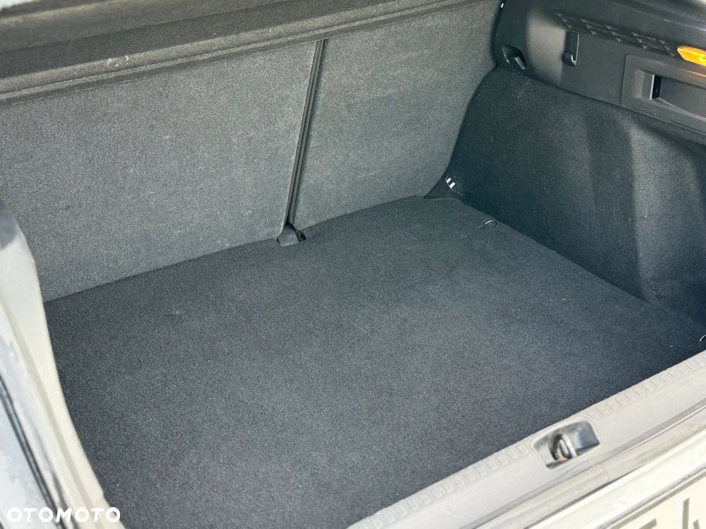 Citroën C4 1.6 HDi Exclusive - 24