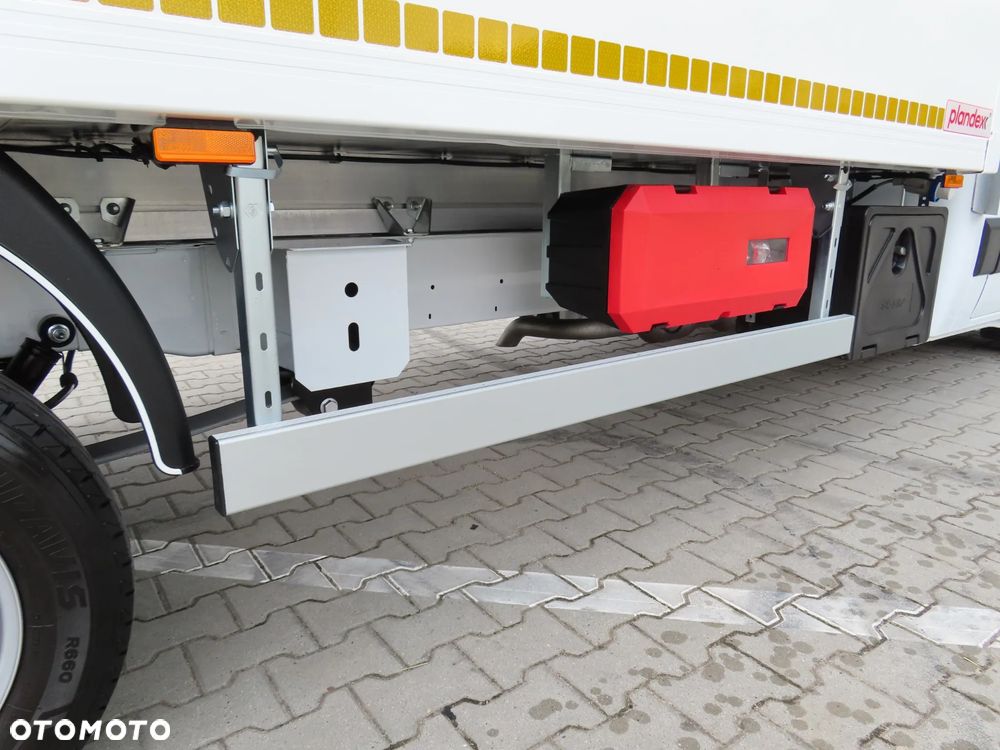 Renault Master 2.3 dCi 163 Km WZMACNIANY Chłodnia -20*C + 30*C Z Izoterma 4.20 Cm 8 Euro Palet Zasilanie V230 Funkcja Grzania Kabina Sypialniana WEBASTO Stan Jak NOWY - 18