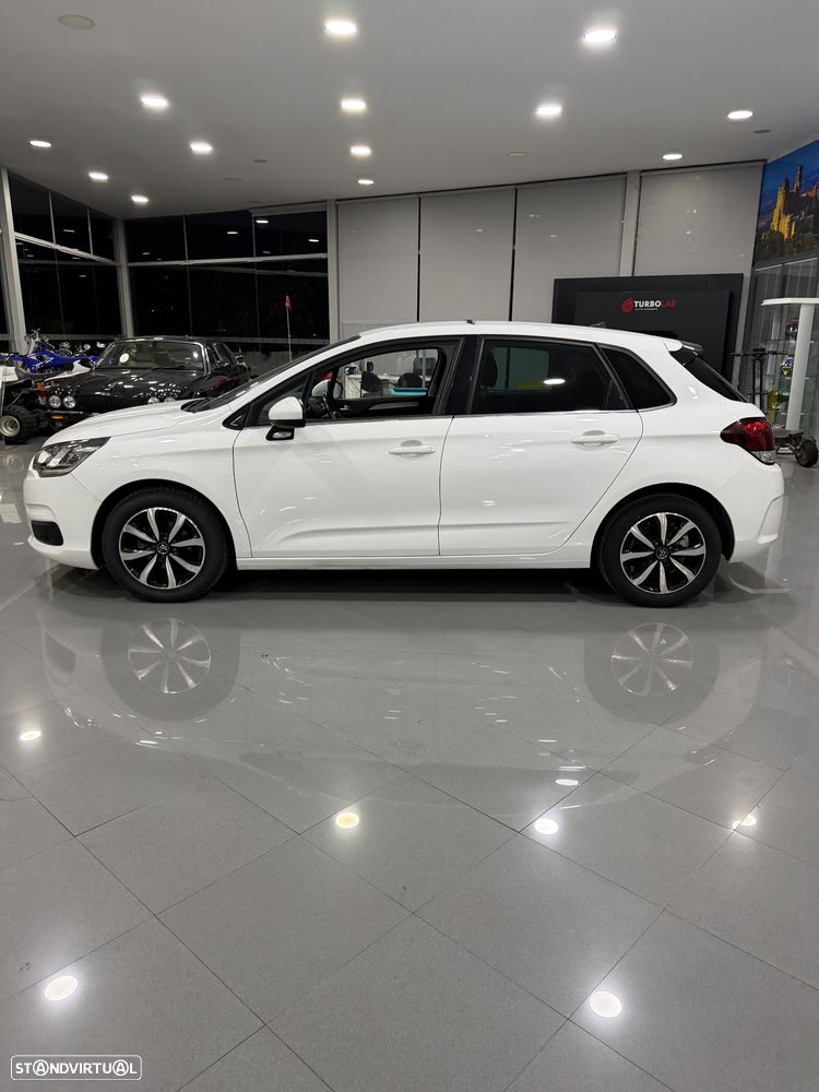 Citroën C4 - 4
