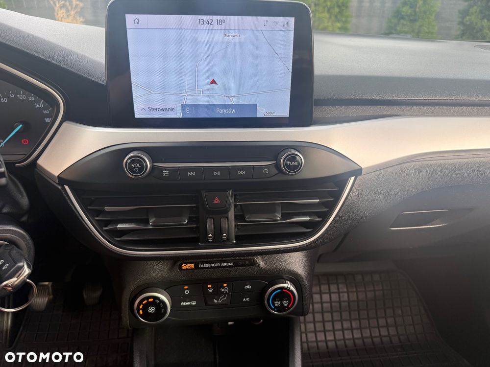 Ford Focus - 24