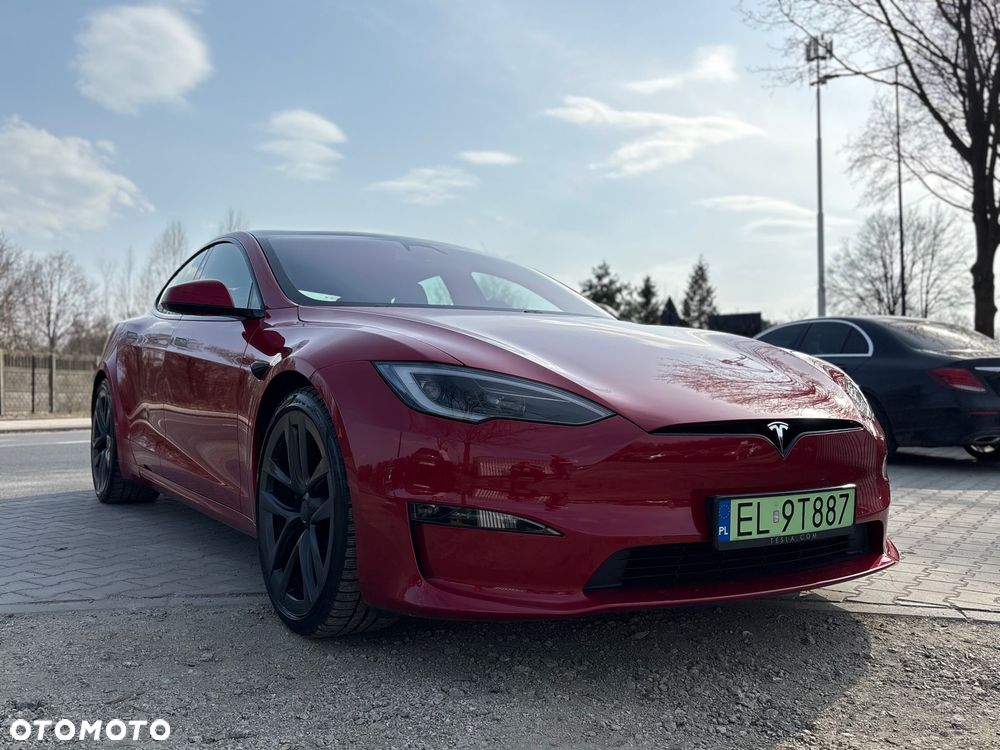 Tesla Model S - 22