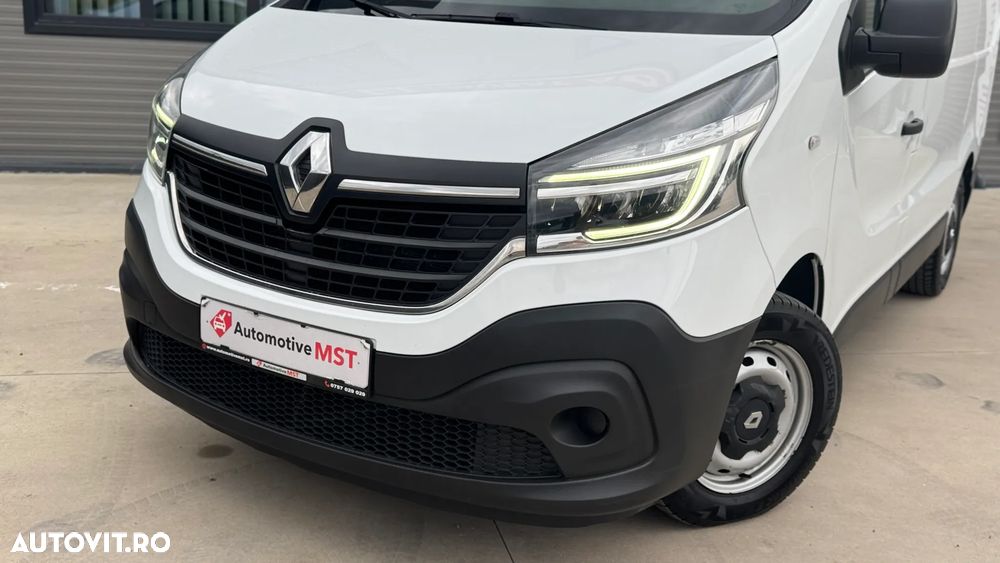 Renault Trafic - 16