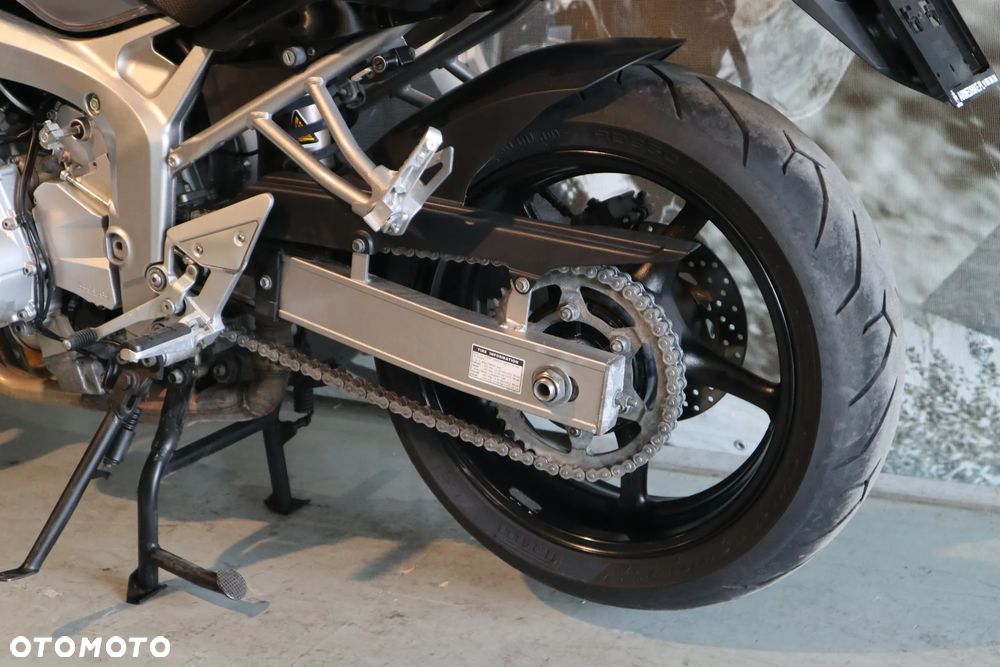 Yamaha FZ6 - 21