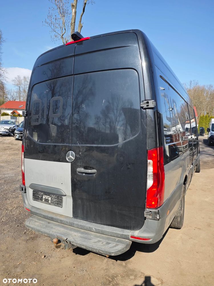 Mercedes-Benz SPRINTER - 3
