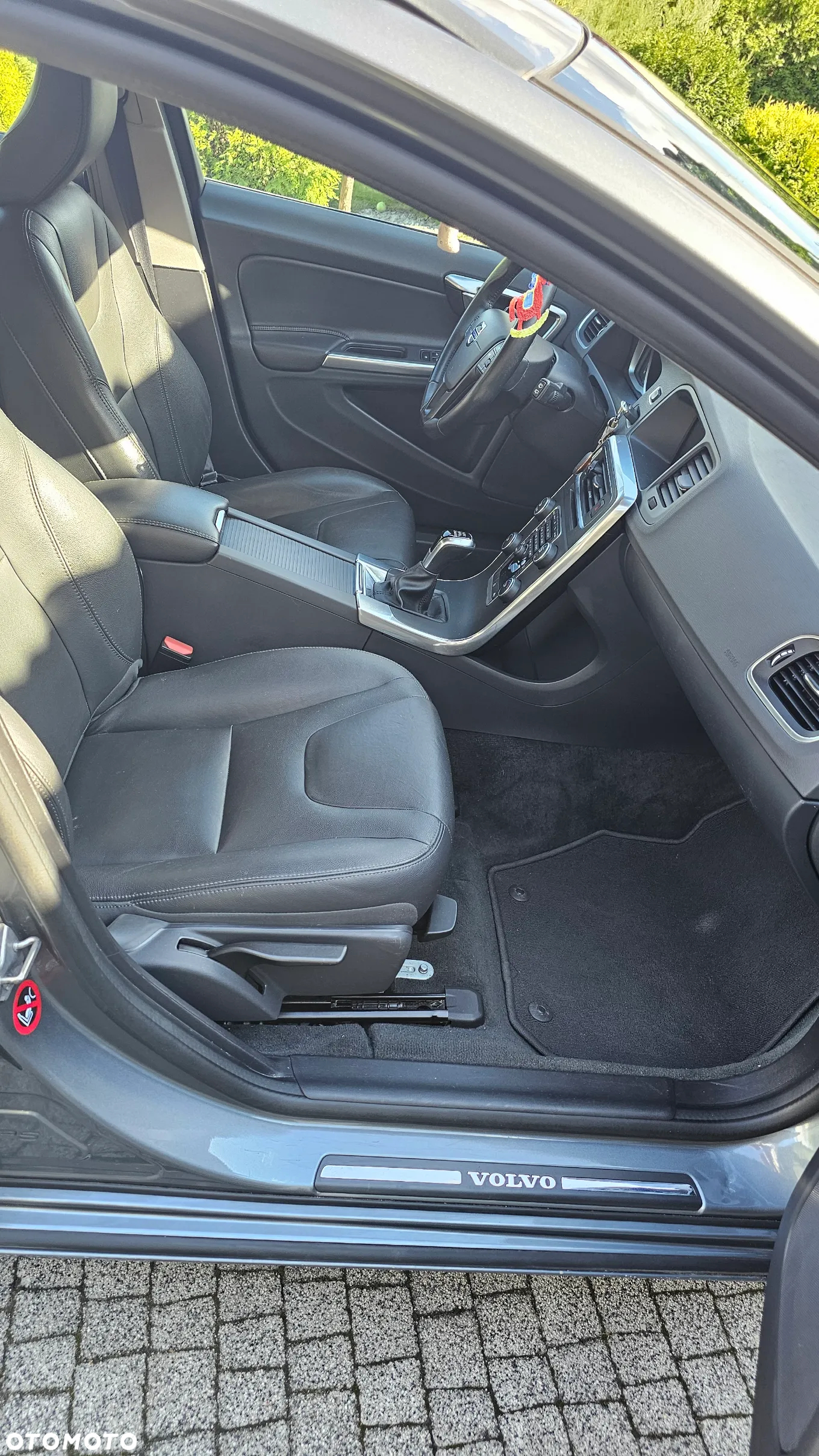 Volvo V60 D2 Drive-E Momentum - 2