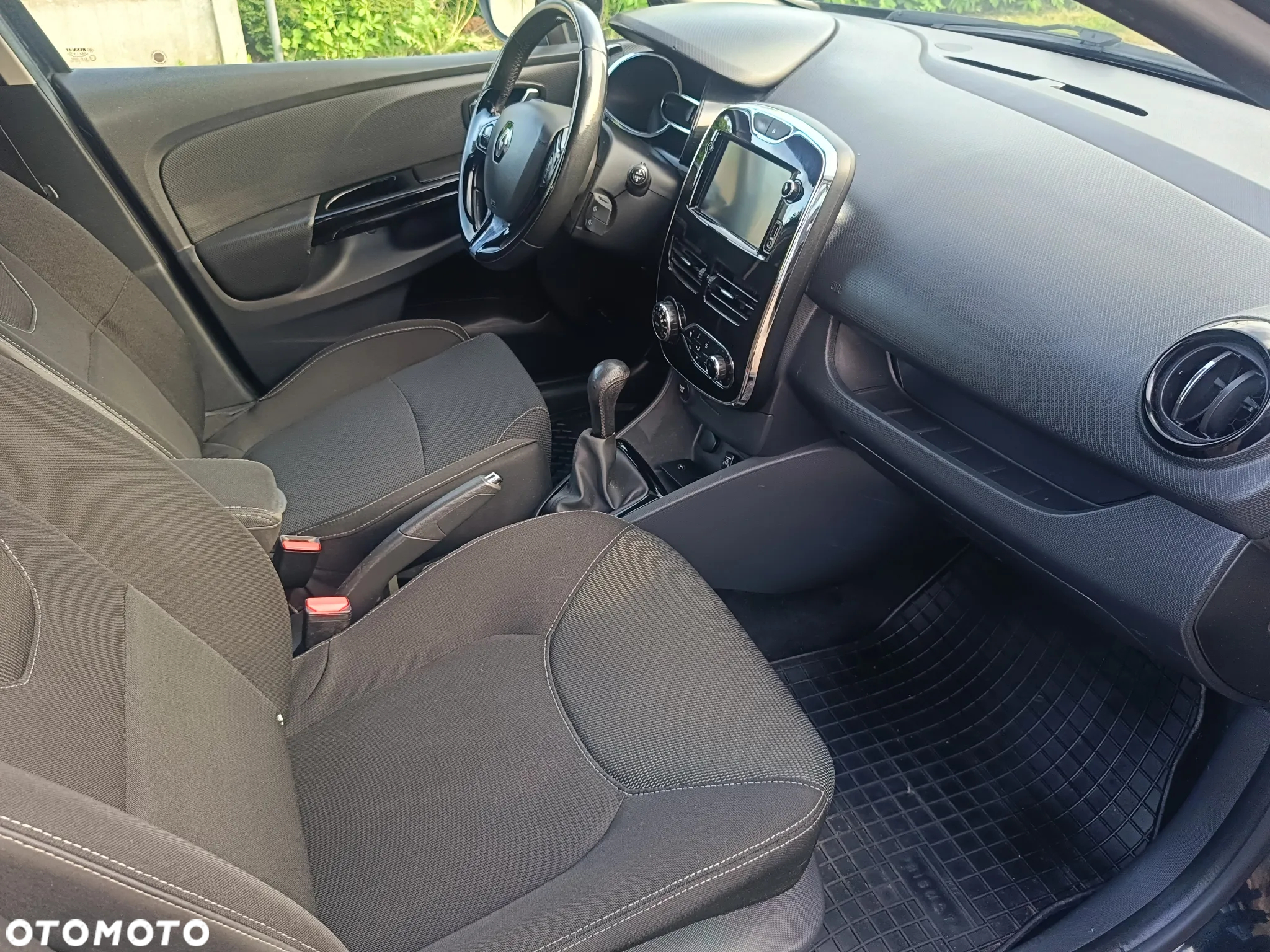 Renault Clio 1.2 16V 75 Dynamique - 19