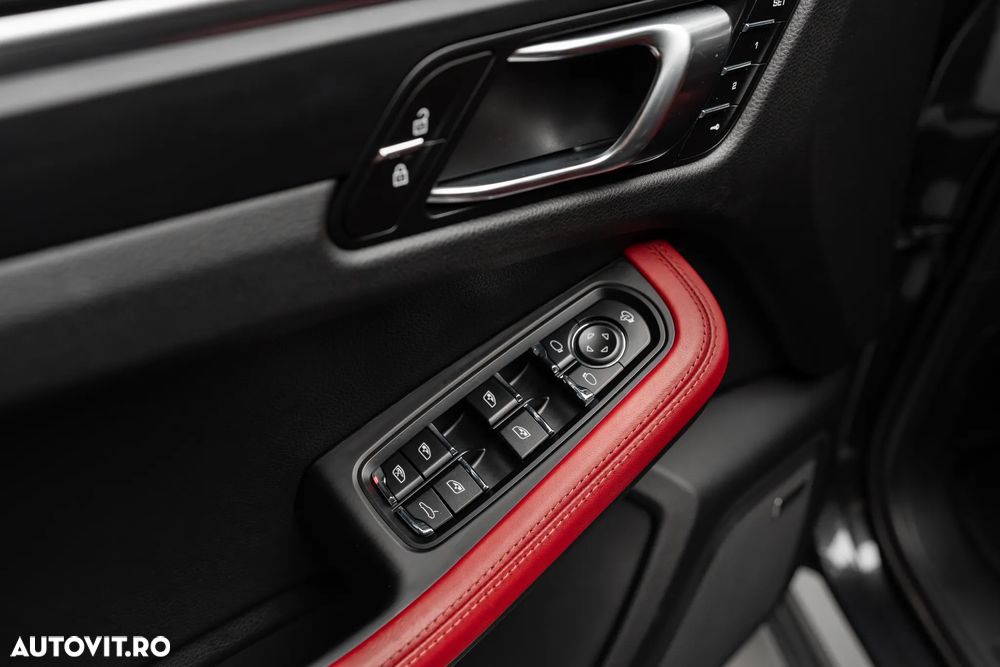 Porsche Macan Standard - 24